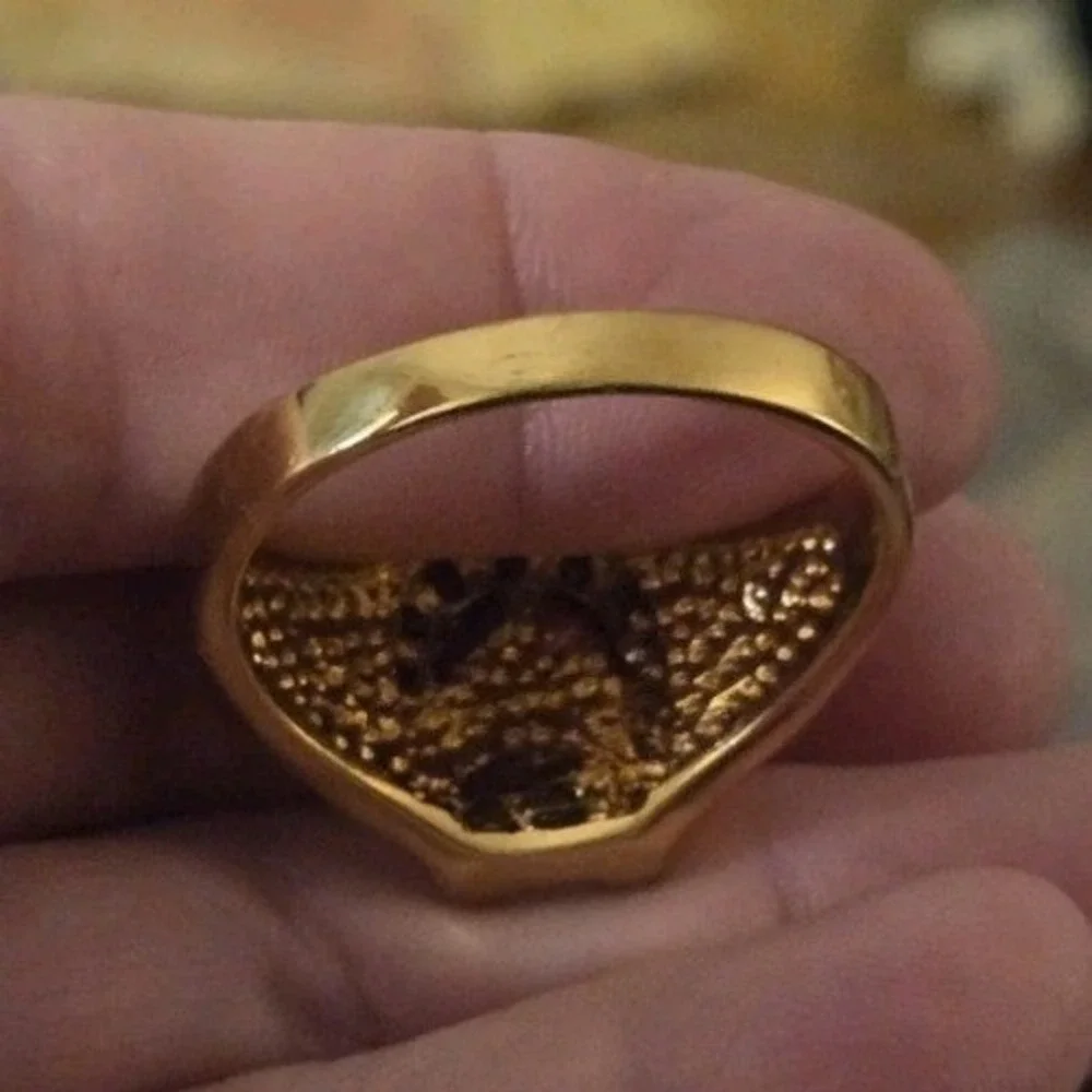 Horse Ring Equestrian Horseshoe  Cz Sz 15 Gold/Brass Tone Vintage